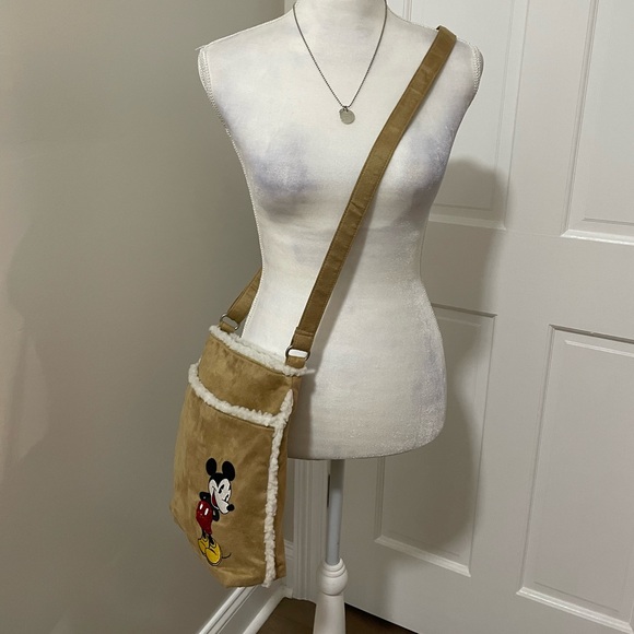 Vintage Y2K Disney Mickey Crossbody Bag Faux Suede/Shearling Adjustable Strap - Picture 2 of 8